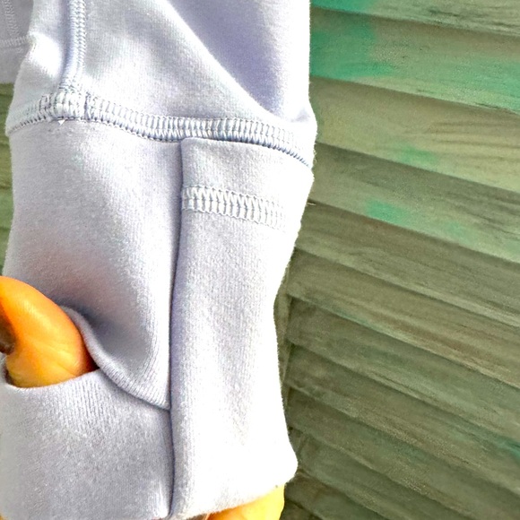 Lululemon Define Jacket - size 6 - Picture 6 of 6